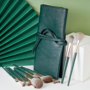 Huayang 14-Piece Cloud Brush Set - Ultra Soft Foundation & Blush Brushes