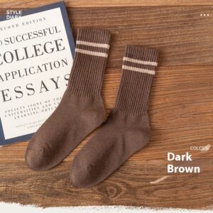 Vintage College Style Men's Cotton Crew Socks Stripe Pattern Anti-Odor Moisture-Absorbing Mid-Calf Socks