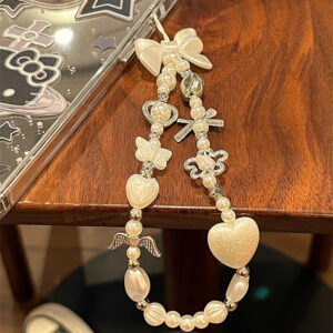 Ins Butterfly Charm Chain for Phone Shells with Customized Pearl Baroque Design