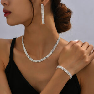 Latest Trendy Three-Piece Bridal Jewelry Set