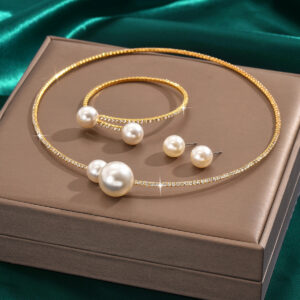 Trendy Minimalist New Bride Jewelry Set with Water Diamonds and Pearl Necklaces